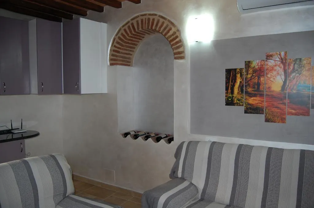 Emily House Guest House Montecerboli Italy