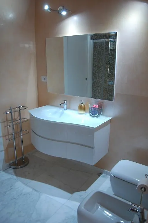 Emily House Guest House Montecerboli