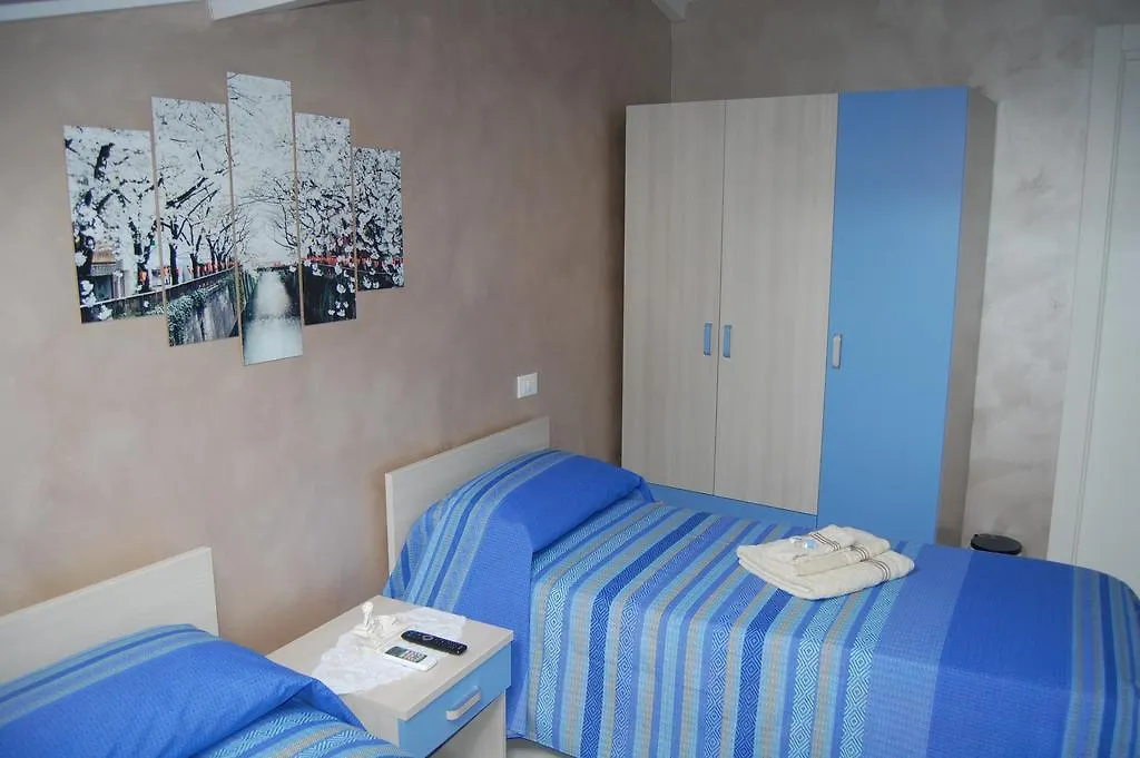 Emily House Guest House Montecerboli 0*,