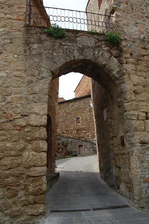 Emily House Guest House Montecerboli